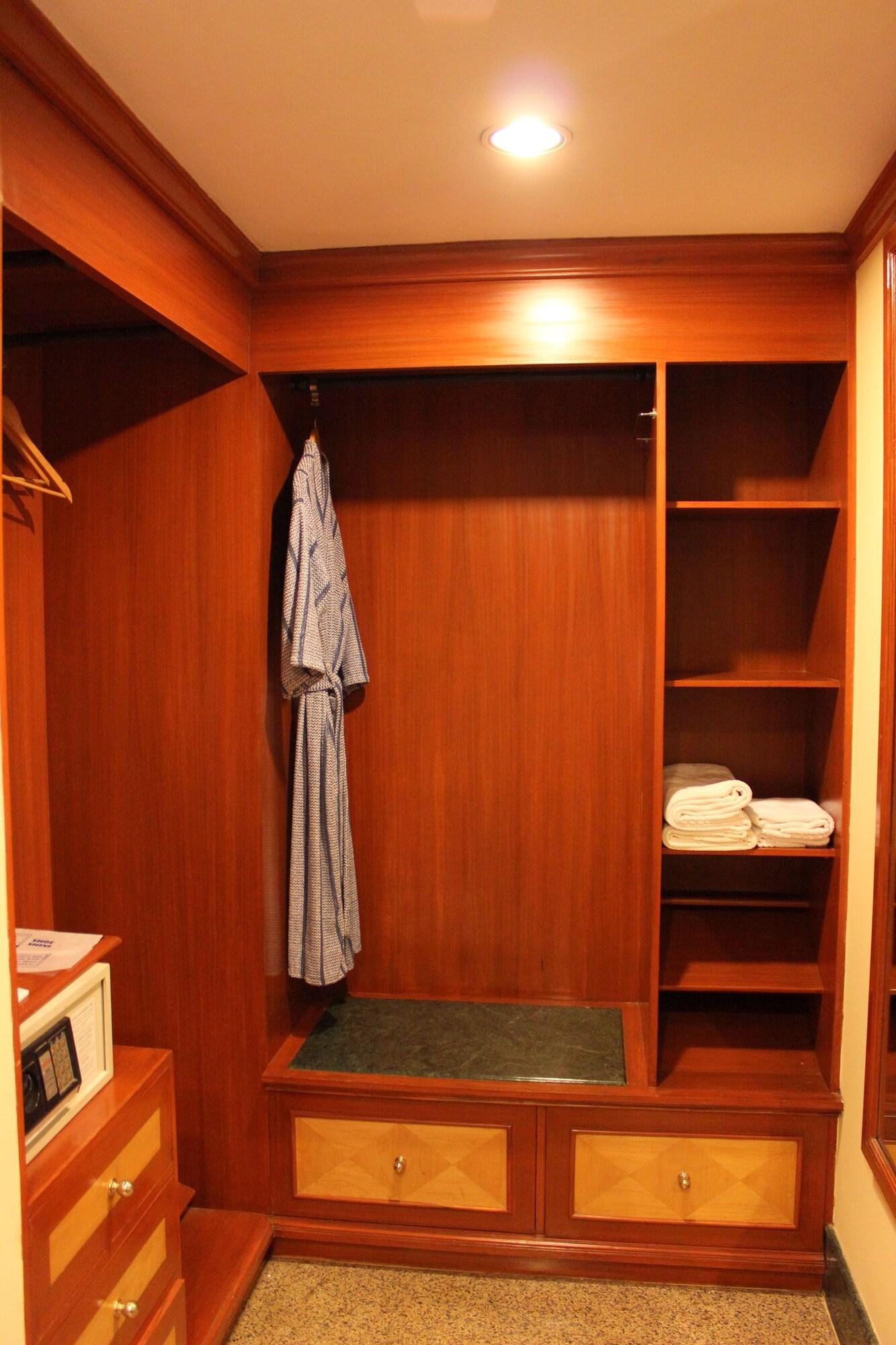 Hotel Sagar Plaza City Centre Pune Extérieur photo