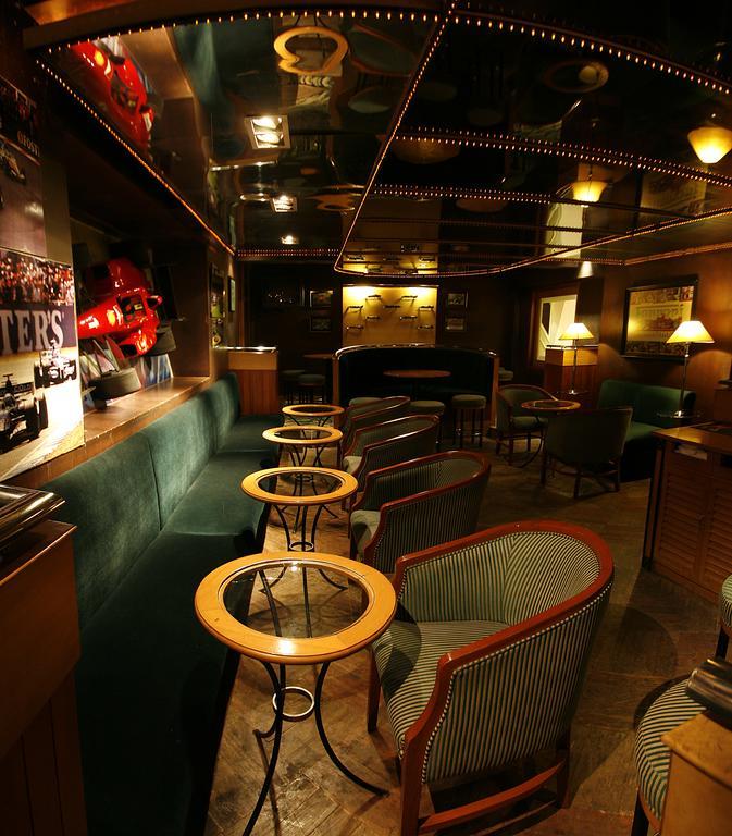 Hotel Sagar Plaza City Centre Pune Extérieur photo